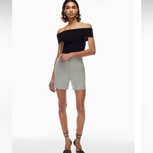 Aritzia Babaton Agency Agency Mid-thigh Short!!